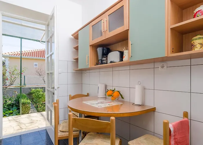 Maria Apartment *